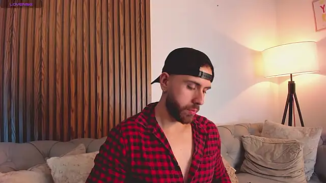 Maximo Wolff online show from 03/09/26, 12:14