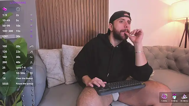 Maximo Wolff online show from 04/12/26, 09:03