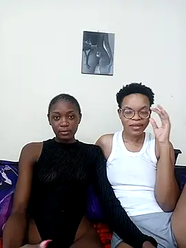 Miss-Hennessy online show from 04/10/26, 02:55