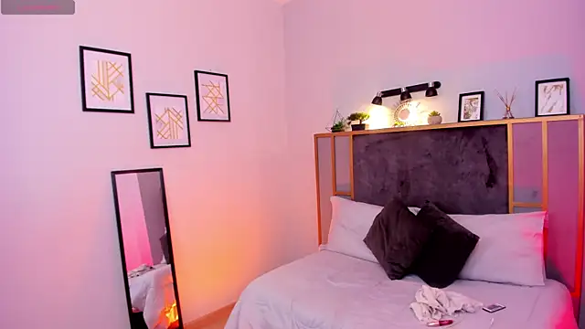 Azurra amatto2 online show from 04/17/26, 08:23