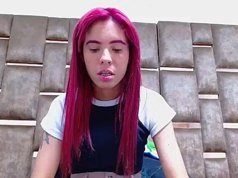 Snapshot of Alexahotz chatting on 10/11/25, 08:57 Alexahotz online show from 10/11/25, 08:57