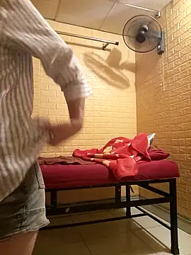 Snapshot of Adsatoh chatting on 11/06/25, 06:47 Adsatoh online show from 11/06/25, 06:47