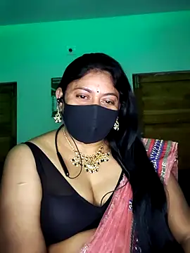 Snapshot of Telugu--Nadhini143 chatting on 10/15/25, 03:45 Telugu--Nadhini143 online show from 10/15/25, 03:45