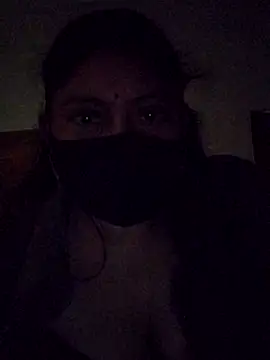 Snapshot of Telugu--Nadhini143 chatting on 11/11/25, 05:07 Telugu--Nadhini143 online show from 11/11/25, 05:07