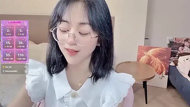 nini a online show from 03/21/26, 04:39