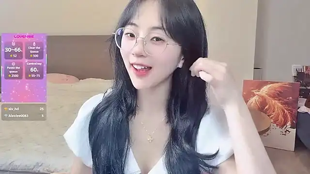 nini a online show from 04/10/26, 11:48