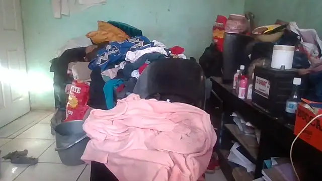 Nicky52 online show from 11/19/25, 04:45