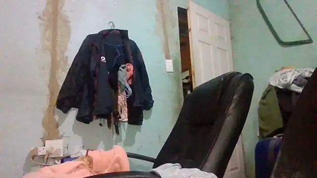 Nicky52 online show from 04/15/26, 04:58