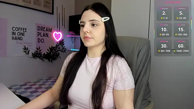 LiaWoow online show from 01/07/26, 08:06