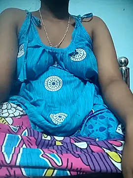 Snapshot of hotymunni chatting on 09/08/25, 06:29 hotymunni online show from 09/08/25, 06:29