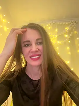 LucieMack online show from 01/05/26, 05:27