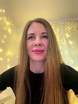 LucieMack online show from 01/16/26, 05:33