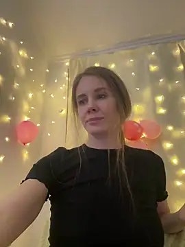 LucieMack online show from 02/16/26, 04:25