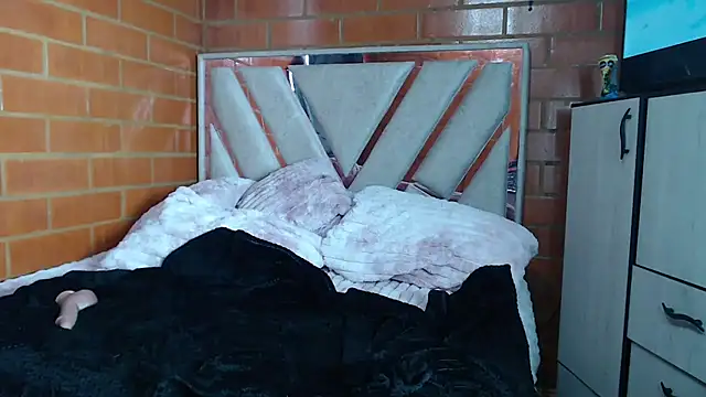 Arianna fairy online show from 03/25/26, 02:23