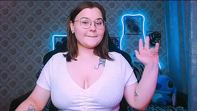 InLoveWithLife26 online show from 11/25/25, 08:36