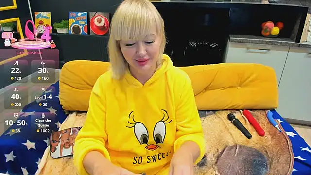 FlirtyMary online show from 09/24/25, 10:46
