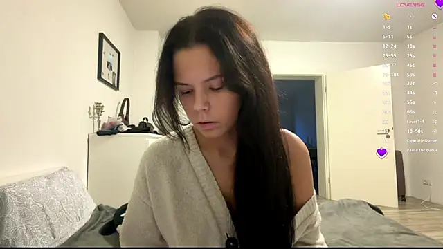 MaydaCornwall online show from 01/18/26, 04:11