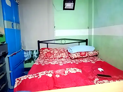 Snapshot of ashley_kimxx chatting on 10/10/25, 12:26 ashley kimxx online show from 10/10/25, 12:26