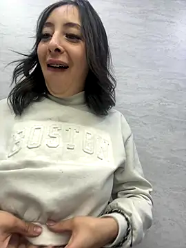 Savannah Monroe online show from 11/05/25, 10:43