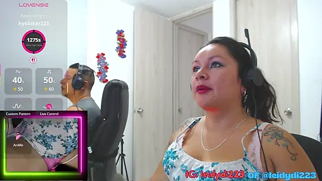 leidydi223 online show from 09/16/25, 01:23