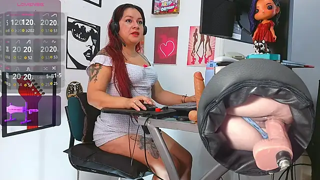 leidydi223 online show from 06/15/26, 02:19