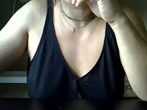 ITALIANASISIXX online show from 09/13/25, 10:15