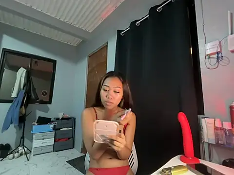 PinayLina18 online show from 03/28/26, 02:11