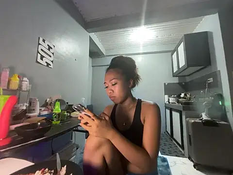 PinayLina18 online show from 05/14/26, 03:35