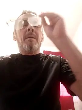 Snapshot of pakillobcn chatting on 10/07/25, 03:31 pakillobcn online show from 10/07/25, 03:31