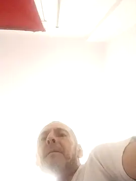 Snapshot of pakillobcn chatting on 10/28/25, 11:40 pakillobcn online show from 10/28/25, 11:40