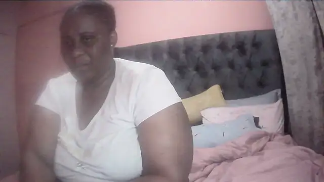 HUGEASSXXXXX online show from 03/13/26, 06:25