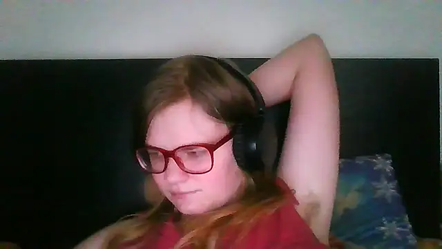 Moonolighta online show from 09/29/25, 12:32