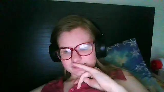 Moonolighta online show from 11/03/25, 12:17