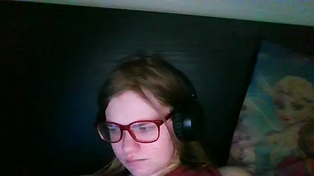 Moonolighta online show from 12/01/25, 12:43