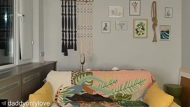 daddyonlyloveme online show from 11/12/25, 09:14