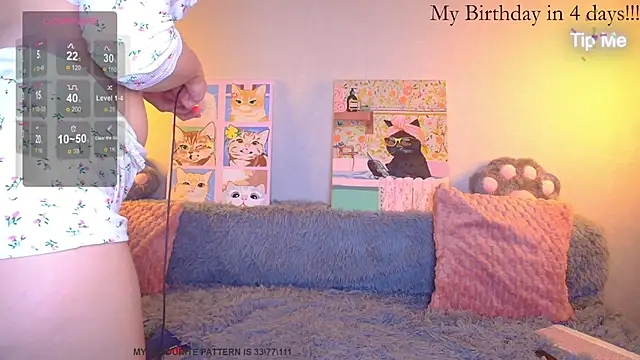 Elizabeth Kitty  online show from 12/18/25, 01:06