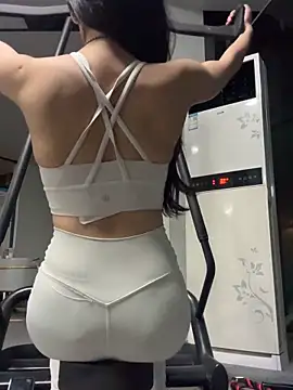 jiajia L online show from 02/12/26, 02:12