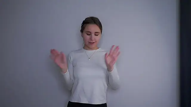 EthalFlowers online show from 01/10/26, 12:56