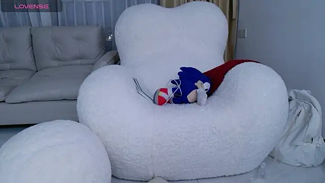 Snapshot of rainybb chatting on 09/22/25, 12:29 rainybb online show from 09/22/25, 12:29