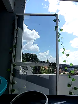 indiazinhabella27 online show from 10/27/25, 04:11