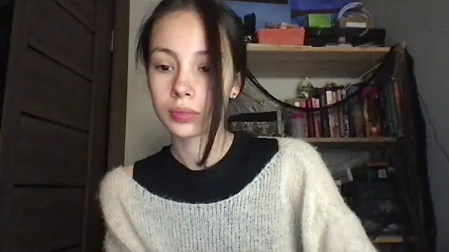 Yuna5343 online show from 11/08/25, 08:51