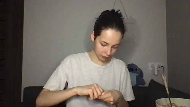 Yuna5343 online show from 02/23/26, 09:12