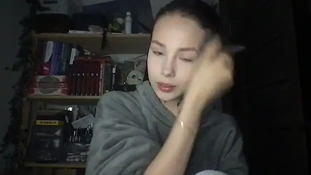 Yuna5343 online show from 04/13/26, 07:30