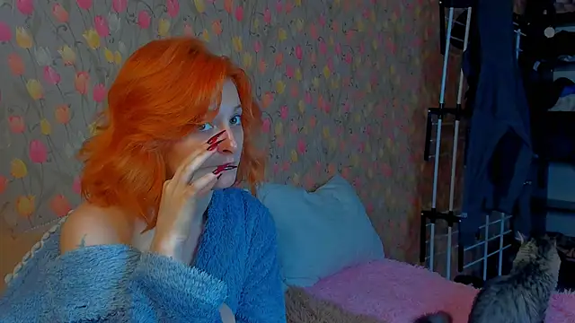 Squirrel Bunny online show from 10/24/25, 02:13