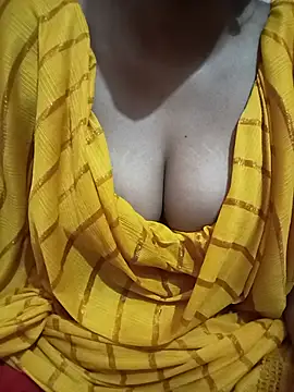 kaviyaponnu0987 online show from 06/01/26, 07:48