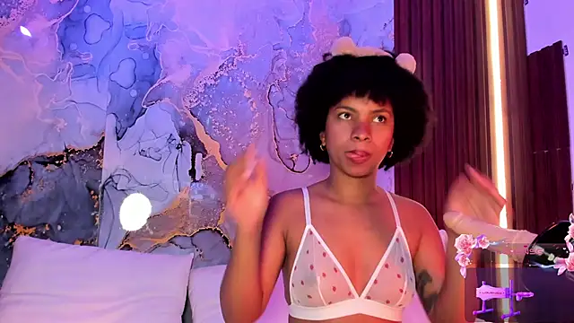 Lolalewis777 online show from 09/21/25, 02:19