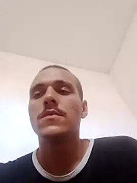 Snapshot of RussoMen chatting on 10/27/25, 01:59 RussoMen online show from 10/27/25, 01:59