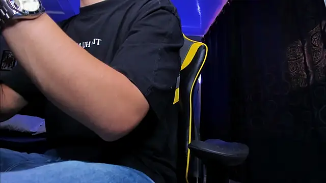 alexgiraldo   online show from 11/10/25, 12:48