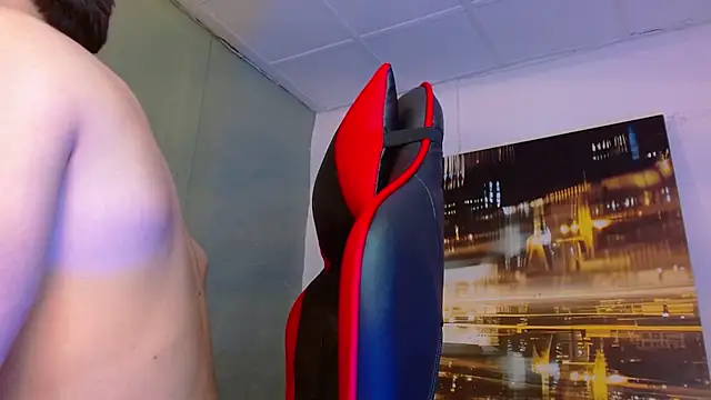 Snapshot of alexgiraldo__ chatting on 06/10/26, 10:30 alexgiraldo online show from 06/10/26, 10:30