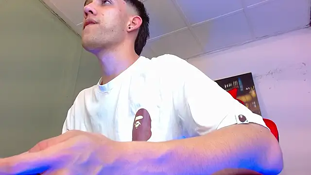 alexgiraldo   online show from 06/25/26, 01:38